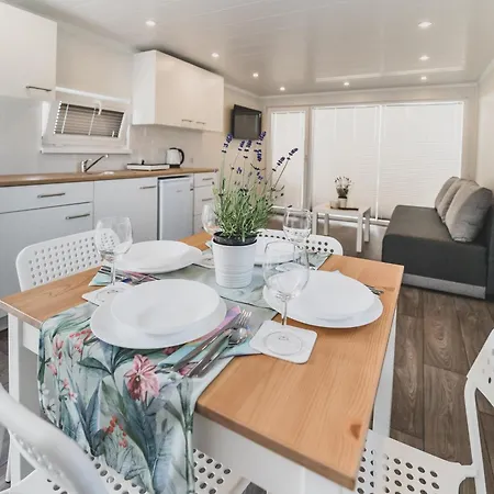 Lawendowy Zakatek 3 Z Balia * Sominy